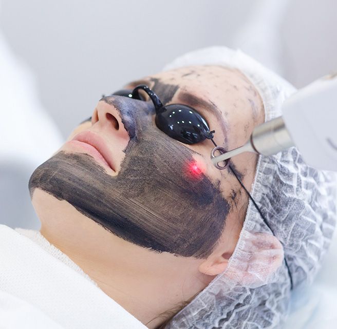 Laser and aesthetic treatment equipment in the skin care room
